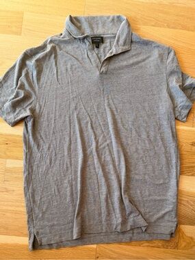 Banana Republic Men’s Light Gray Polo